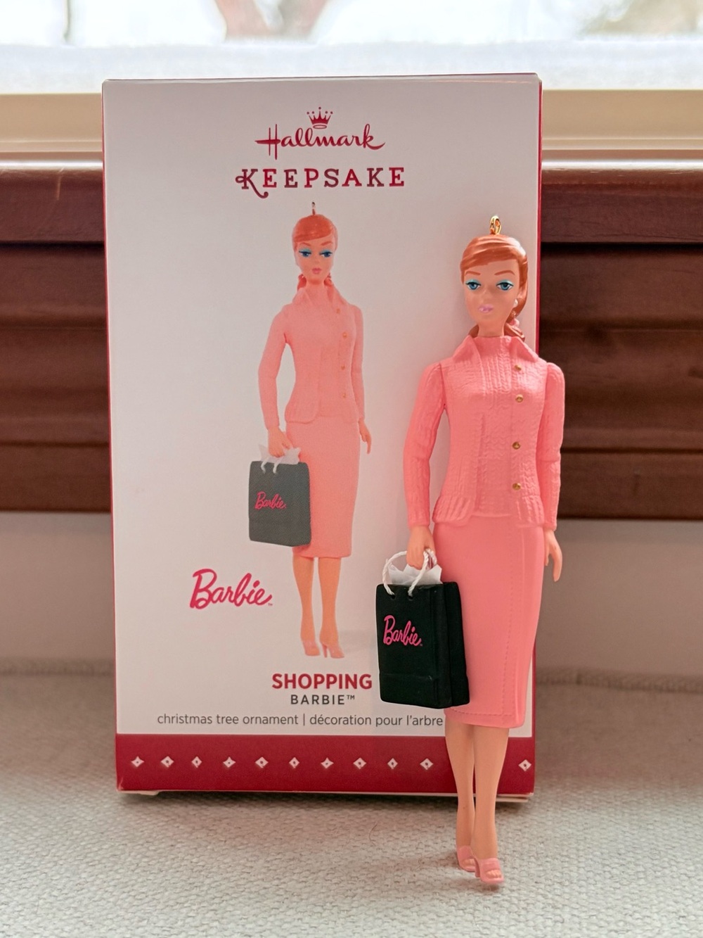 🩷 NWT Hallmark Shopping Barbie Keepsake Ornament 🩷